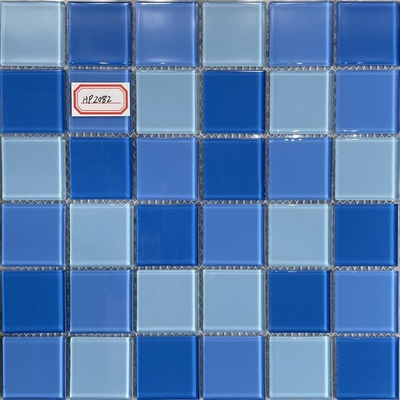 acheter La mosaïque en verre imperméable de piscine couvre de tuiles la maille de 303x303mm montée fabrication en ligne