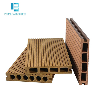 acheter Le type antidérapant Decking de cannelure de WPC embarque le plancher extérieur d'ingénierie de jardin de route de planche fabrication en ligne