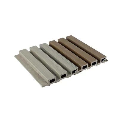 acheter panneau de mur cannelé composé en plastique de planche en bois de panneau de revêtement de 23x135mm WPC Brown intérieur fabrication en ligne