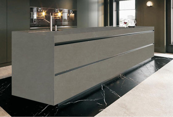 acheter Plaque de pierre sintrée gris nuageuse de 1600 x 3200 x 12 mm antidérapante fabrication en ligne