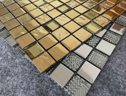 acheter Le métal d'or décoratif de ruban de tuiles de mosaïque d'ISO13006 Mildewproof a glacé le mur 6mm fabrication en ligne
