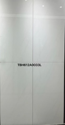 Résistance à l'usure Carreaux en céramique vernis poli Beige brillant pour salle de bain
