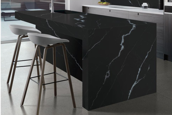 Résistance aux rayures AAA Plaques de pierre sintrée 800x2600x12mm Mat Phantom Noir Grand plateau de table