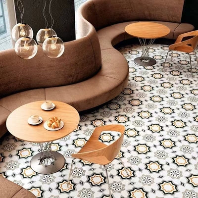 Carreaux rustiques en céramique beige brun de 20x20 cm pour plancher intérieur