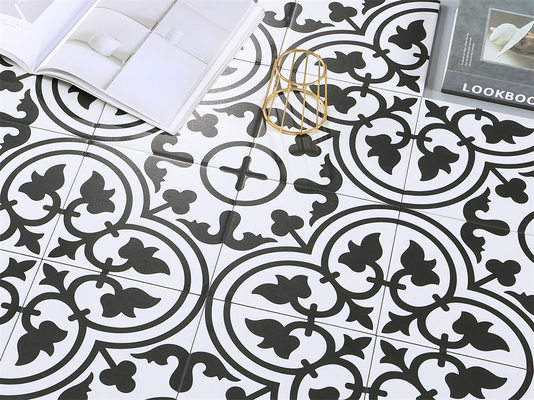 Blanc et noir 20x20 cm Parement intérieur écologique Carreaux rustiques en céramique florale pour salon et balcon