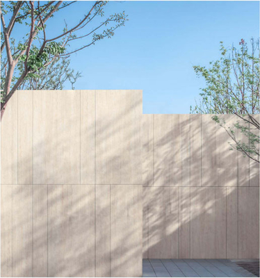 Finition mate 60x120cm Travertin pierre Beige résistant aux rayures extérieur mur de rideau Porcelaine Carreaux pour carré