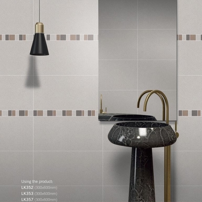 SGS Carreaux intérieurs de murs et carreaux de porcelaine de 300x600 mm gris pour la décoration de balcon